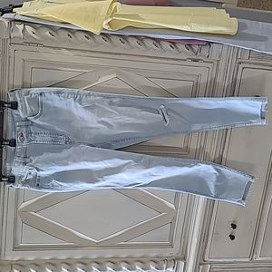 Old Navy Rockstar Super Skinny Jeans 6